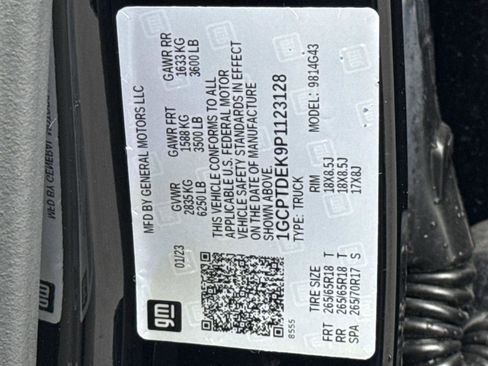 Used 2023 Chevrolet Colorado Z71 w/ Z71 Convenience Package 2 image 30