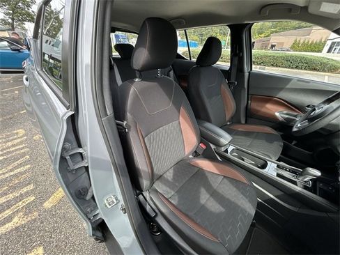 Certified 2024 Nissan Kicks SR image 24