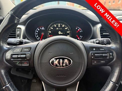 Used 2016 Kia Sorento EX w/ EX Premium Package image 11