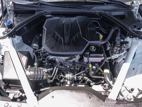 Used 2024 Genesis G70 2.5T RWD image 26