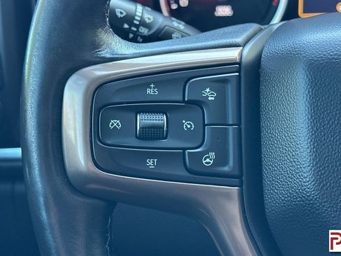 Used 2022 Chevrolet Silverado 1500 High Country w/ Technology Package image 28