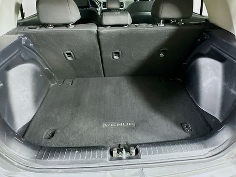 Used 2023 Hyundai Venue SEL w/ Cargo Package image 28