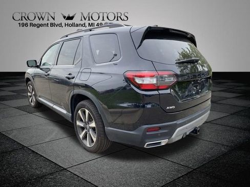 Used 2024 Honda Pilot Elite image 11