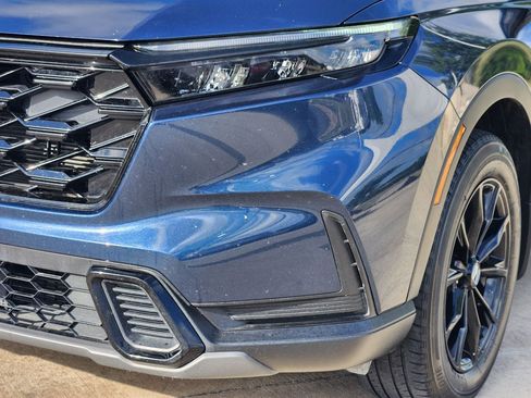 Used 2025 Honda CR-V Sport image 9