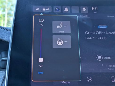 Used 2023 Jeep Compass Latitude w/ Convenience Group AWD/4WD image 23