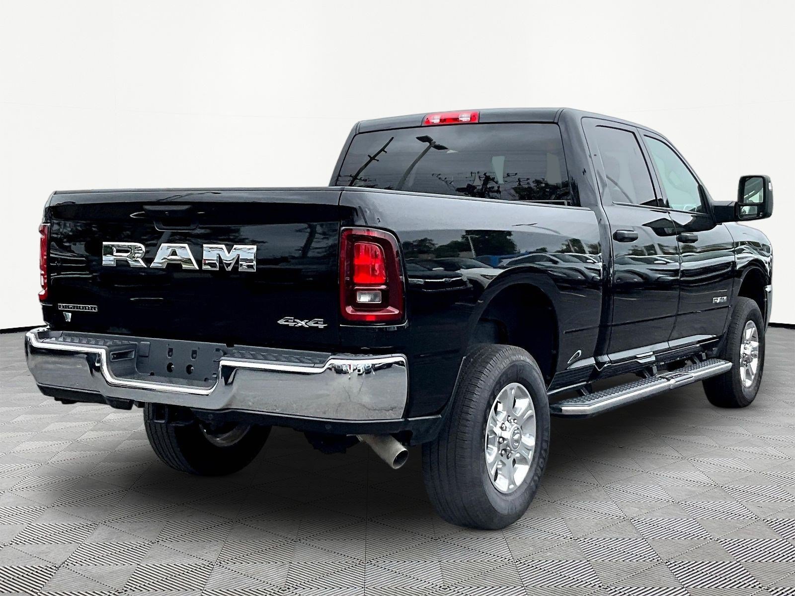 Used 2026 RAM 2500 Big Horn AWD/4WD image 6