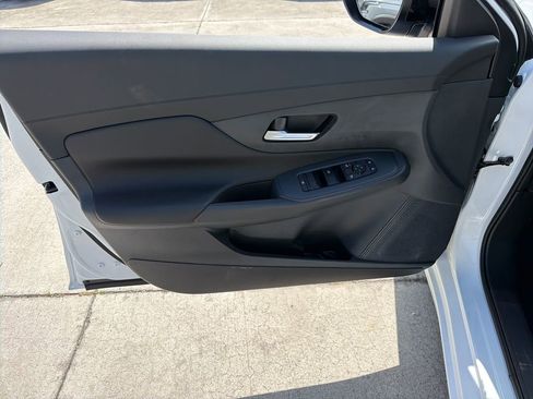 New 2026 Nissan Sentra SV w/ Floor Mat Package FWD image 15