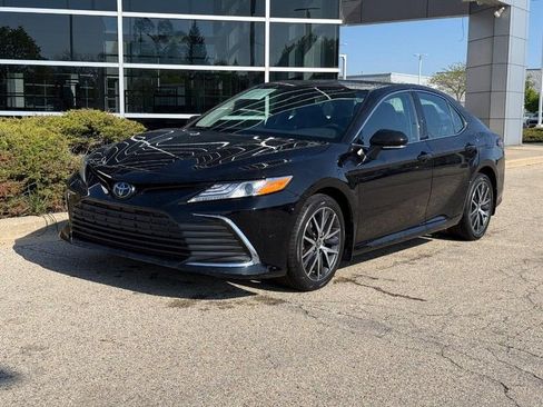 Used 2024 Toyota Camry XLE w/ Cold Weather Package AWD/4WD image 7