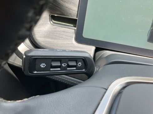 Used 2022 Rivian R1T Adventure AWD/4WD image 15