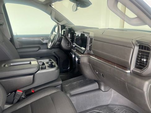 Used 2024 GMC Sierra 1500 SLE w/ Preferred Package AWD/4WD image 26
