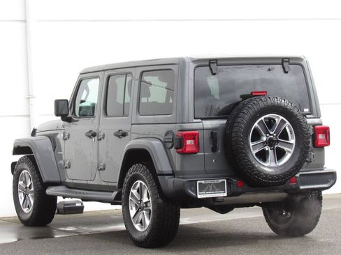 Used 2019 Jeep Wrangler Unlimited Sahara w/ Safety Group AWD/4WD image 5