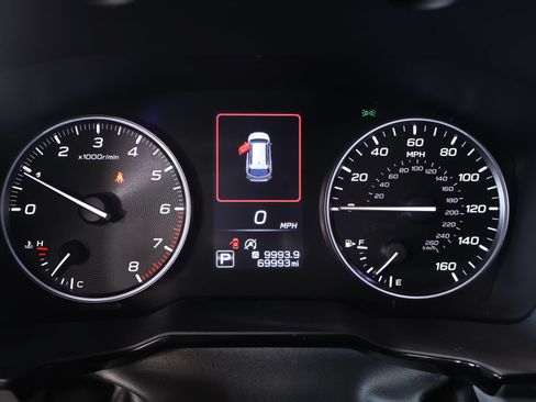 Used 2023 Subaru Outback Premium AWD/4WD image 4