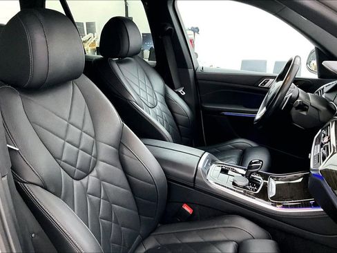 Used 2023 BMW X5 sDrive40i image 11