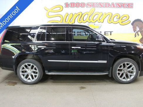 Used 2018 Cadillac Escalade Premium Luxury AWD/4WD image 1