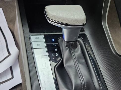 Used 2024 Hyundai Elantra SEL image 20