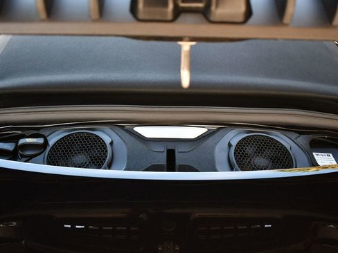 Used 2022 Porsche 911 Carrera 4S image 70