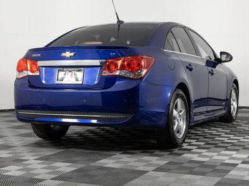 Used 2012 Chevrolet Cruze LT w/ RS Package image 7