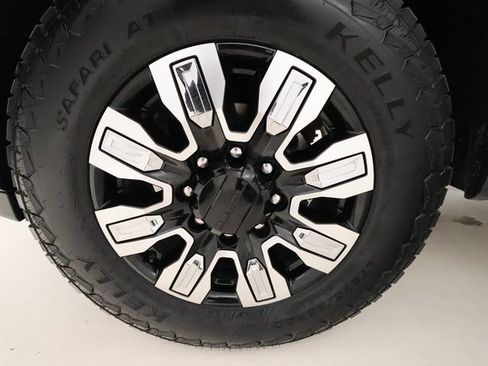 Used 2024 GMC Sierra 2500 Denali w/ Denali Reserve Package image 6