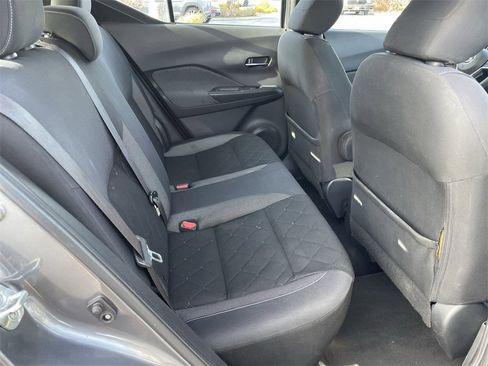 Used 2019 Nissan Kicks SV image 23