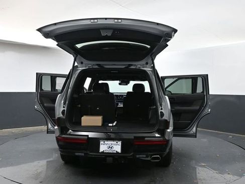 Used 2025 Hyundai Santa Fe Calligraphy w/ Tow & Go Package image 38