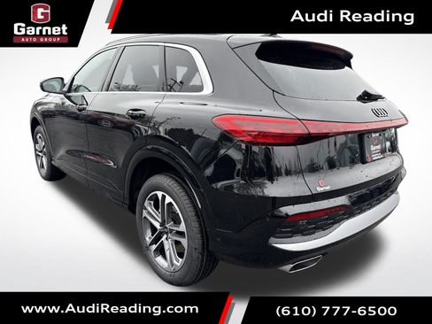 New 2025 Audi Q5 Premium w/ Convenience Package image 3