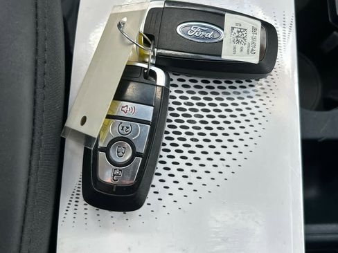 Used 2024 Ford Maverick Lariat w/ Black Appearance Package image 19