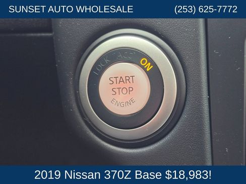 Used 2019 Nissan 370Z Coupe RWD image 33