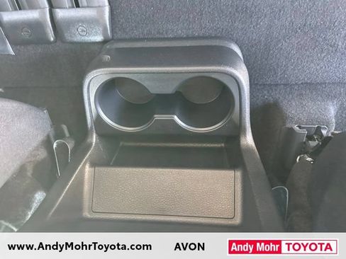 Certified 2026 Toyota Sienna LE FWD image 33