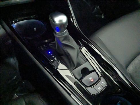 Certified 2022 Toyota C-HR Limited image 20