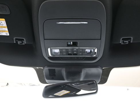 Used 2025 Ford F350 Platinum image 27