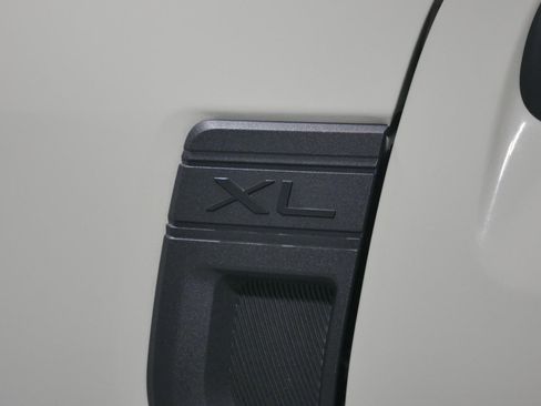 Used 2025 Ford Maverick XL w/ Equipment Group 102A image 26