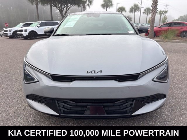Certified 2025 Kia EV6 Wind RWD image 2