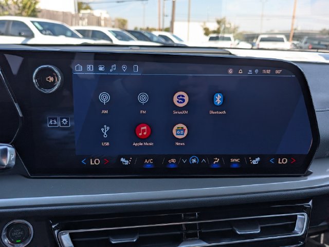 New 2027 Chevrolet Traverse LT w/ Driver Confidence Package FWD image 19