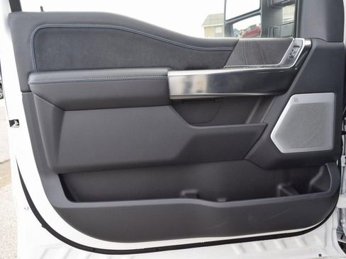 New 2025 Ford F350 Platinum w/ FX4 Off-Road Package image 19