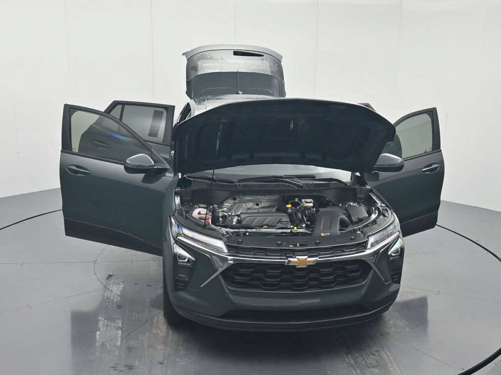New 2026 Chevrolet Trax LS w/ LS Convenience Package FWD image 43