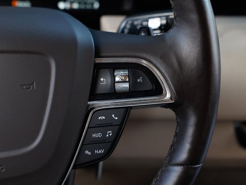 Used 2021 Lincoln Navigator L Reserve image 34