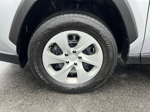 Used 2019 Toyota RAV4 LE w/ All Weather Liner Package AWD/4WD image 13