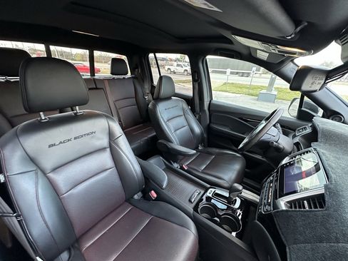 Used 2018 Honda Ridgeline Black Edition image 10