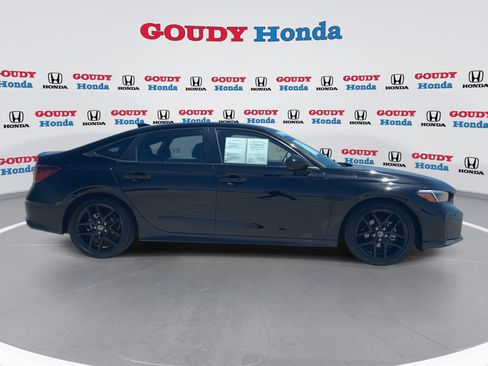 Certified 2025 Honda Civic Sport image 9