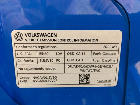 Used 2022 Volkswagen Taos SE image 60