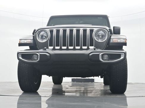 Used 2021 Jeep Wrangler Unlimited Sahara AWD/4WD image 26