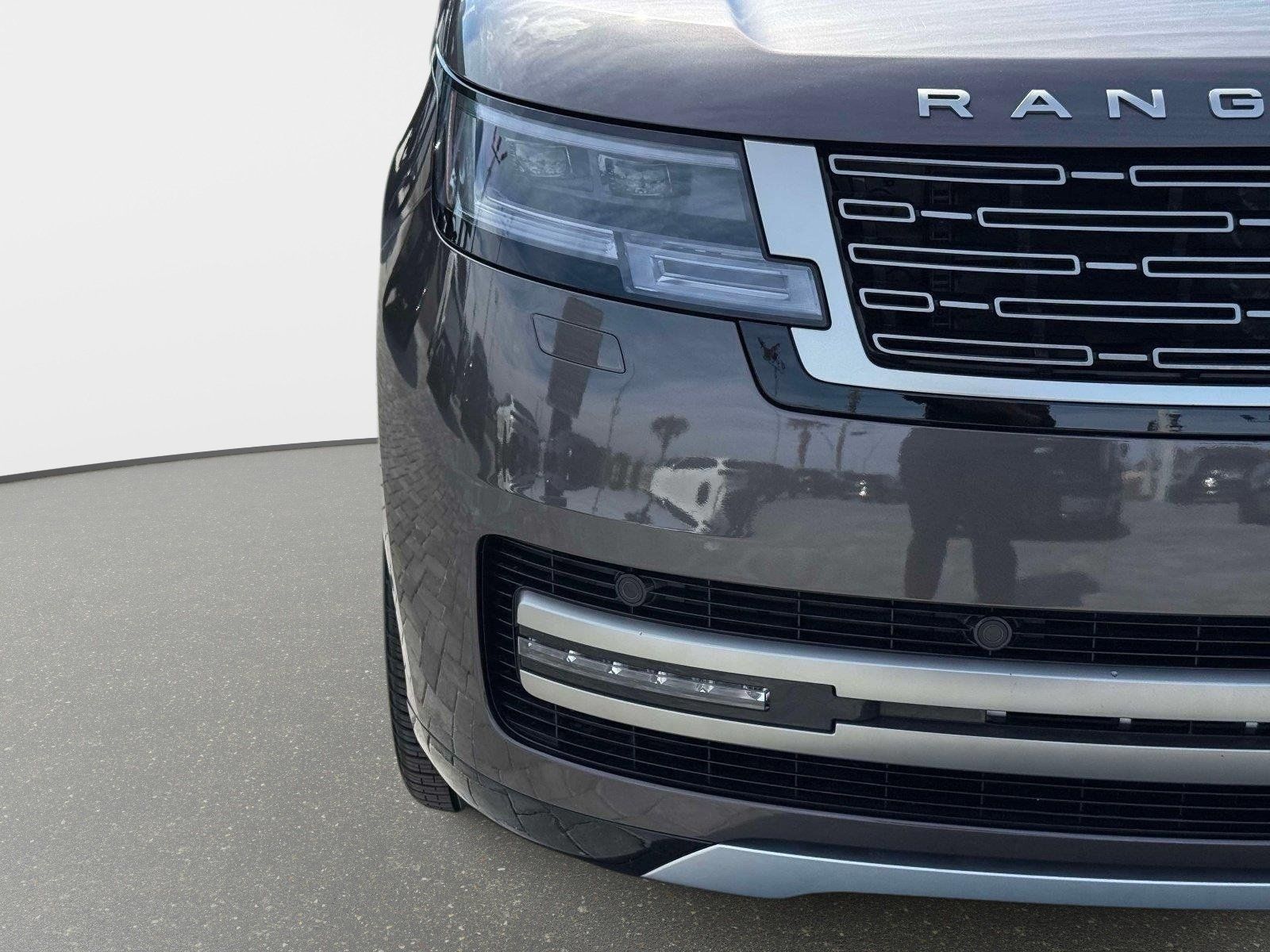 Used 2022 Land Rover Range Rover Long Wheelbase SE AWD/4WD image 9