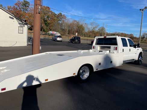 Used 2007 Ford F550 2WD Crew Cab Super Duty image 6