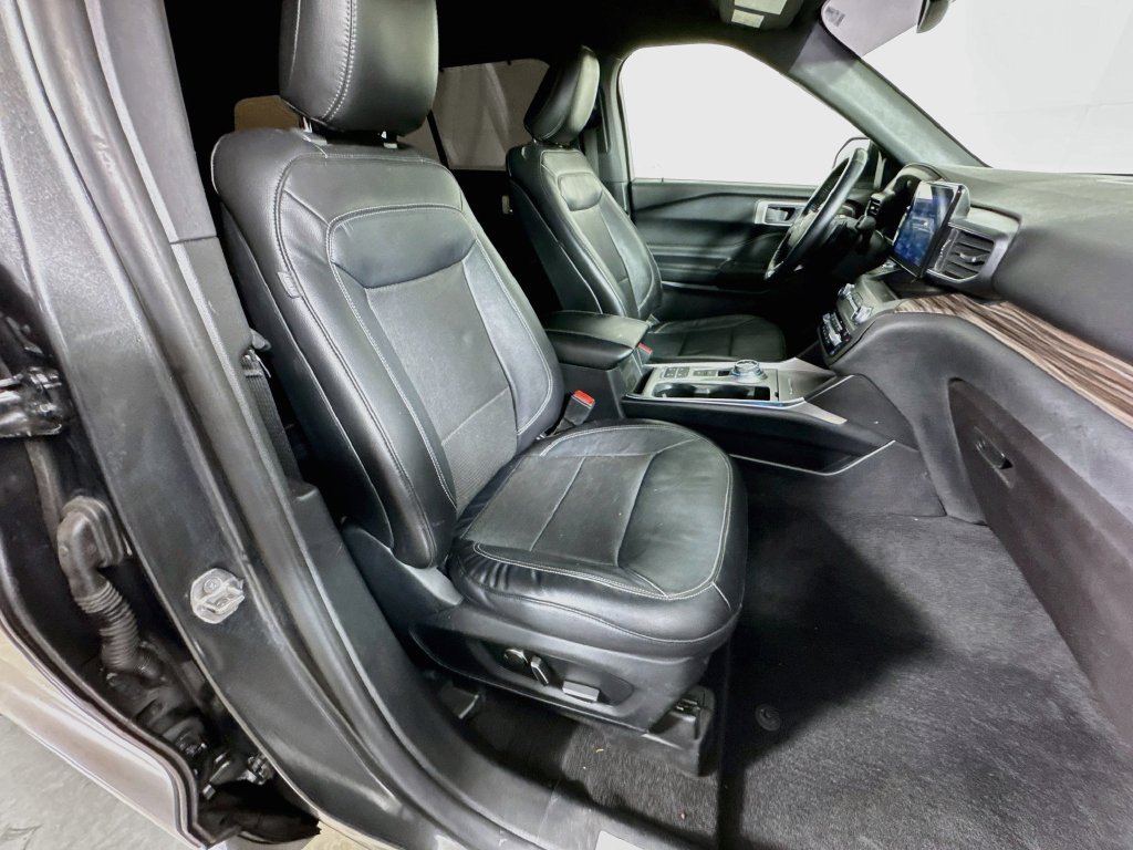 Used 2020 Ford Explorer Limited RWD image 36
