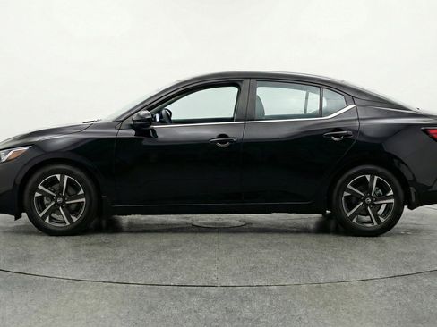 Used 2025 Nissan Sentra SV image 5