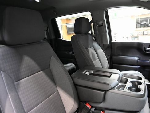 Used 2022 Chevrolet Silverado 1500 Custom Trail Boss image 9