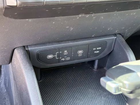 Used 2025 Kia K4 FWD image 24