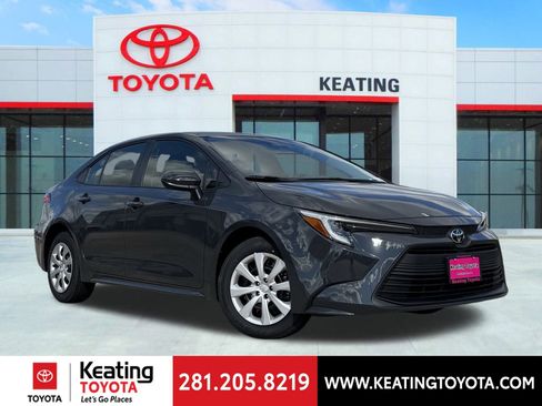 New 2026 Toyota Corolla LE image 1