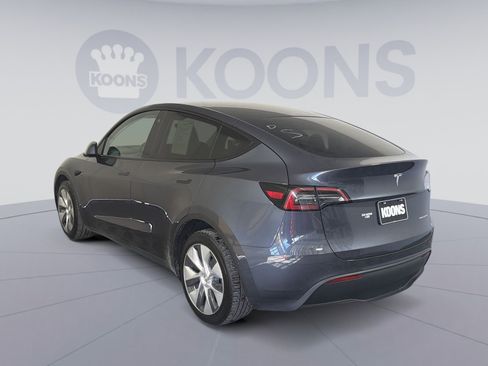 Used 2023 Tesla Model Y Performance image 4