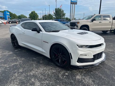 Used 2021 Chevrolet Camaro SS w/ Redline Edition RWD image 2